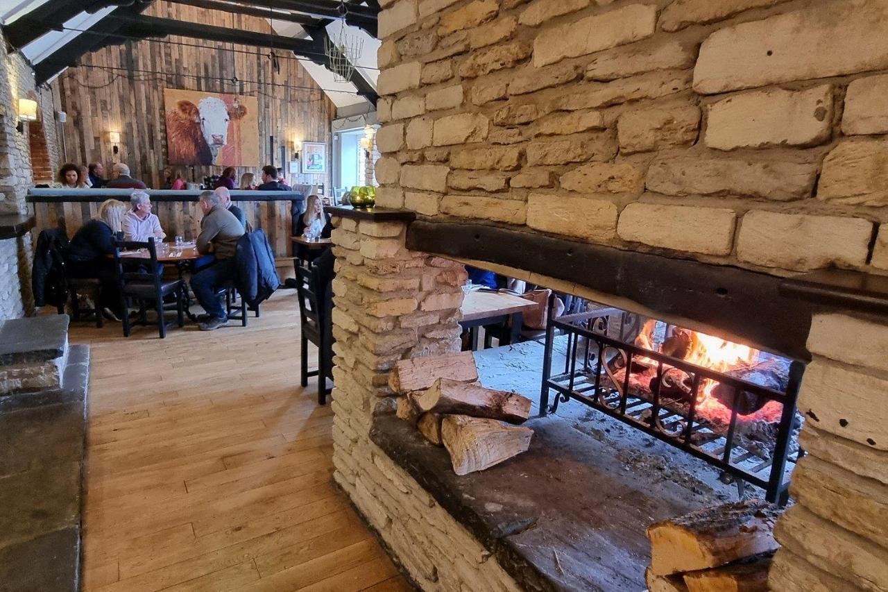Priory Inn Tetbury Exterior foto